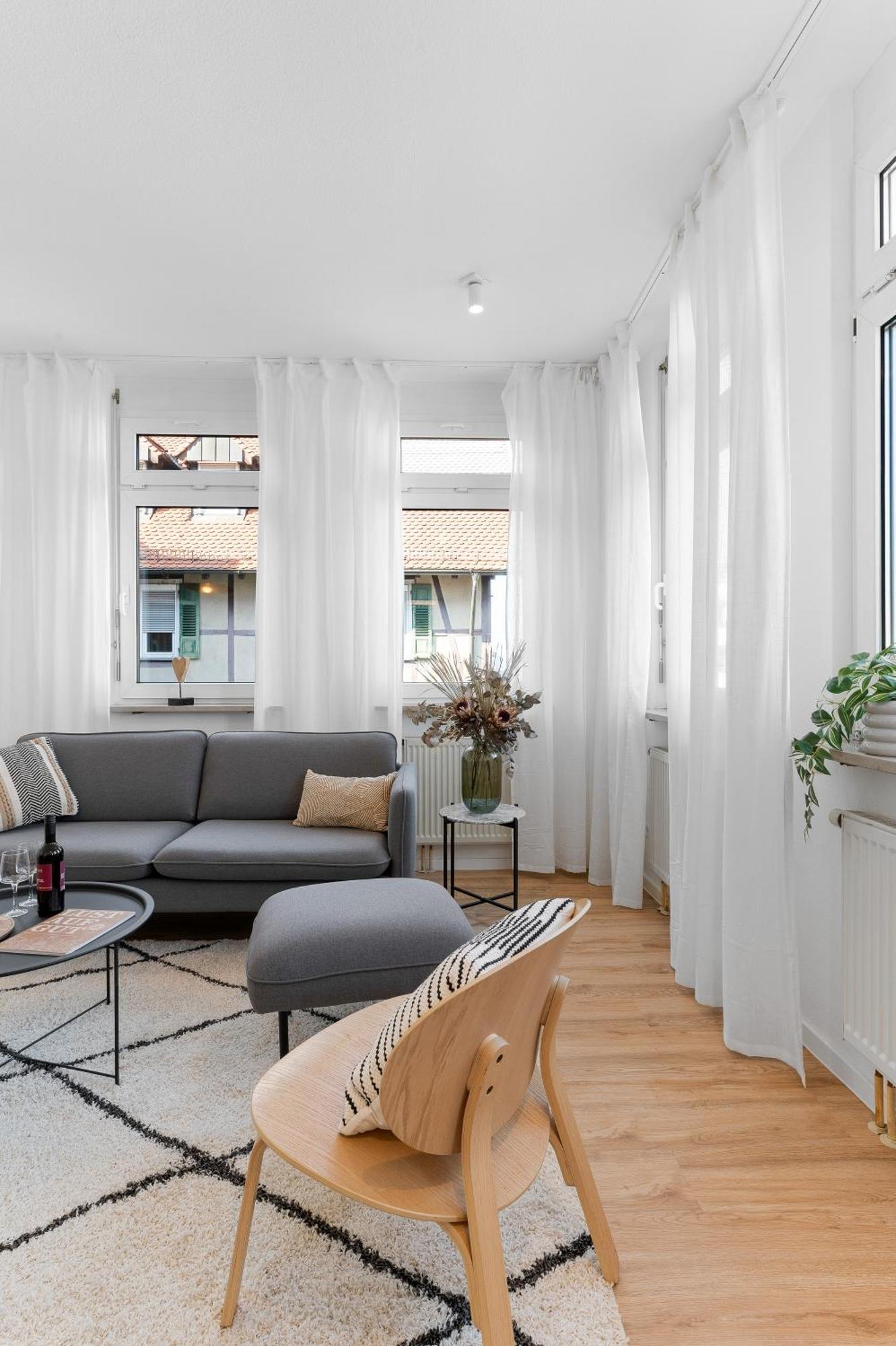 Helle Zentrumsnahe Familienfreundliche Ferienwohnung Fellbach Exteriör bild